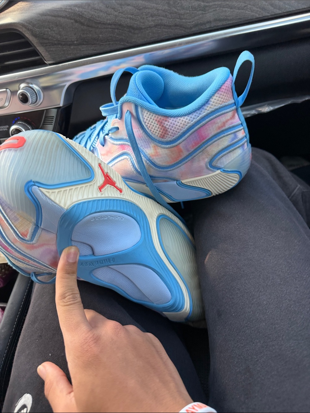 Jordan Tatum 3 tie dye size 11.5
